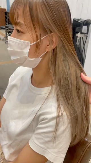 インナーカラーのみ
黄味を消した【ホワイトベージュ】 