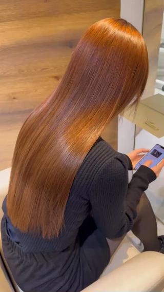 どんな癖でもサラサラ、艶々髪に仕上げて見せます
汗やじめじめした暑い夏に是非 