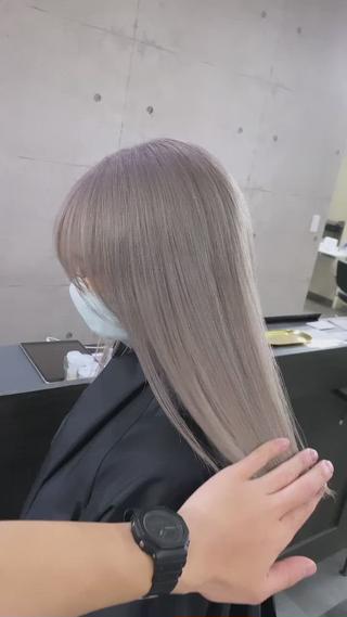 insta→ulu_suzu気に入って頂いたスタイルは、ブックマークをしてご提示ください[ダブルカラー/インナーカラー/ハイライト/イルミナカラー/アディクシーカラー/ケアブリーチ/ショートボブ/ショート/レイヤーカット/縮毛矯正/髪質トリートメント