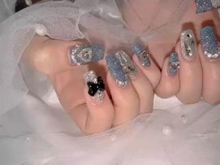 ネイル emuなんば HONOKAのネイルデザイン