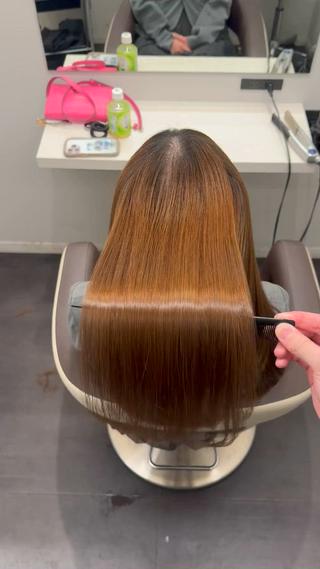 ロング カラー ヘアアレンジ ViVIE AOYAMA所属・縮毛矯正🤍 盛れるボブ/ひかりのヘアスタイル