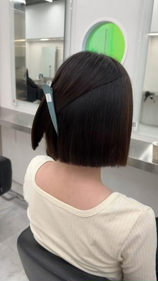 ショート カラー ヘアアレンジ 韓国ボブ🤍 縮毛矯正/ひかりのヘアスタイル