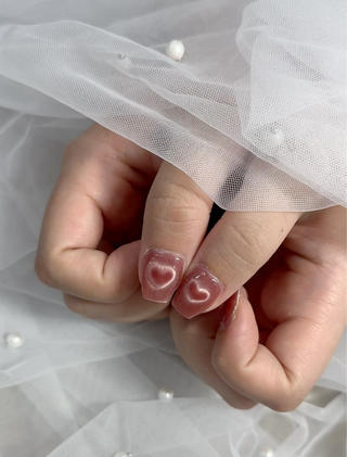 ネイル LAVISH nanamiのネイルデザイン