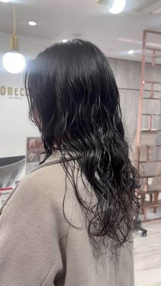 ロング パーマ かどたはるな レイヤー/パーマのヘアスタイル