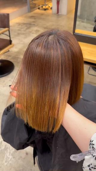 地毛風ストレート（縮毛矯正）

パヤパヤ毛、うねり広がりが気になる方に人気のメニューです！ 