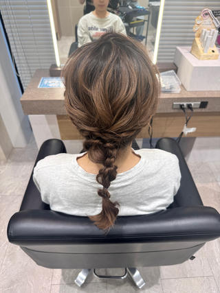 ミディアム ヘアアレンジ sakura❀/板橋 モデル募集中🪄︎︎のヘアスタイル