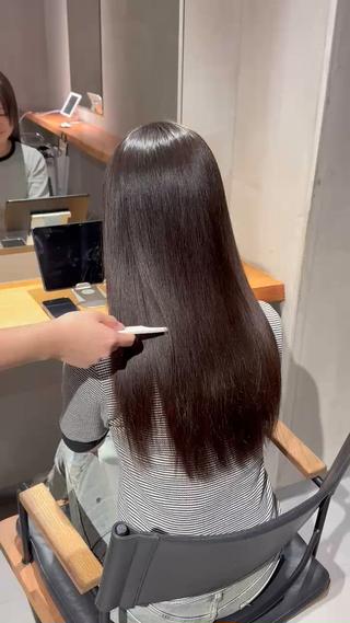 ツヤツヤ◎
なるべくダメージしないよう薬の選定こだわってます 