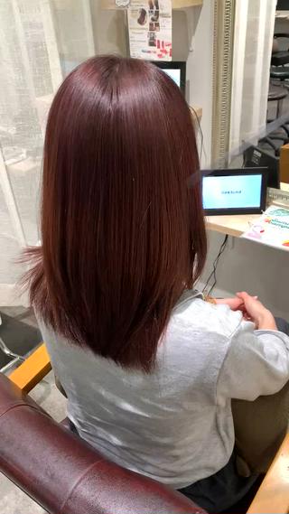 美髪ストレート
アイロンせずにサラツヤに 