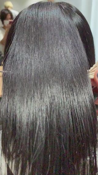 艶々な髪質改善縮毛矯正 