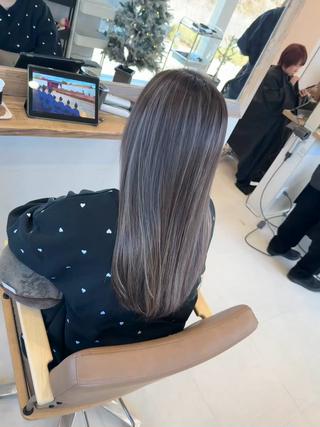 グレージュ×ホワイトパール 