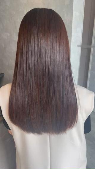 酸熱トリートメントをすると、今までのトリートメントにないツヤ感がでます 