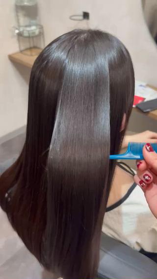 ロング カラー 博多ブリーチ× 透明感/縮毛矯正のヘアスタイル