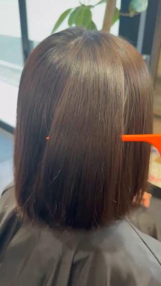 博多ブリーチ× 透明感/縮毛矯正のヘアスタイル