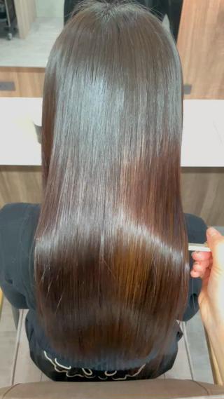 ロング youres hair 2´nd所属・森木 遥香のヘアスタイル