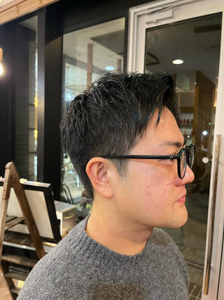 ショート メンズ ROOF 用賀所属・しみず ちかえのヘアスタイル