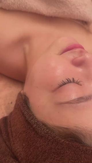 剥離なしハーブピーリングで、憧れの陶器肌に

#陶肌トリートメント
#フェイシャルサロン上尾
#ハーブピーリング
#ハーブピーリング埼玉
#ハーブピーリング上尾
#陶肌トリートメント 