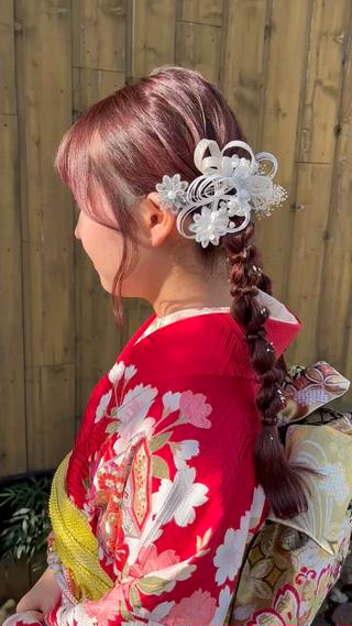 成人式ヘア

ツインの編み下ろし 