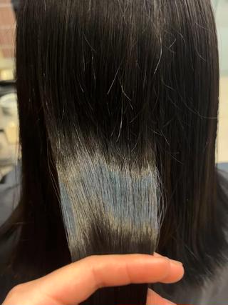 艶感のある黒染めになります!
自然に馴染む黒染めを希望の方、今後ブリーチも検討している方ぜひご相談下さい!
インスタDMからご相談お待ちしております!
@wataru_elima.fifth