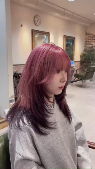 ロング カラー 越冨 晃平のヘアスタイル