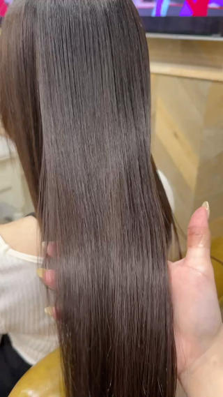 ダメージレスな縮毛矯正ぜひご相談ください 