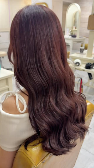 カシスブラウン 