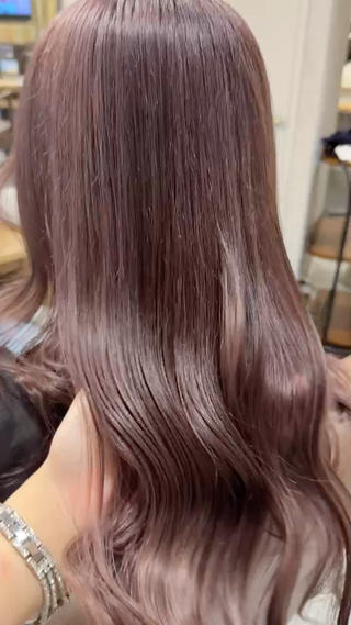 透明感ほんのりラベンダーベージュ 