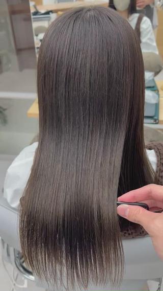 セミロング カラー 【くせ毛さんのお悩み 解決🍀】栗橋のヘアスタイル