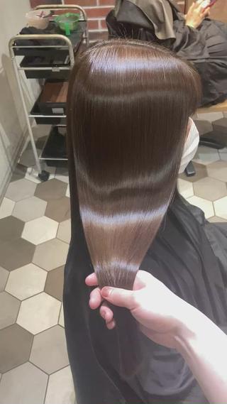 酸性縮毛矯正×髪質改善トリートメント

質問等はインスタからDM下さい！
@chainon_kd 