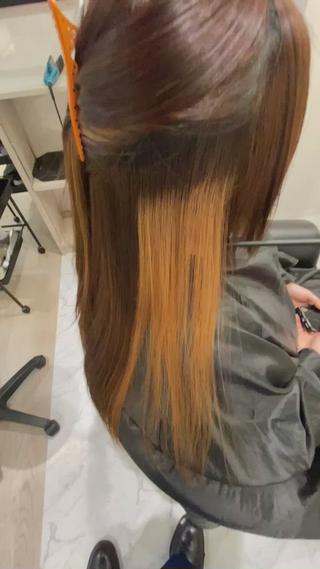 インナーブリーチ矯正
ブリーチ矯正はかなり難易度高いのでお任せ下さい!!
髪の体力しだいでできるできないが決まります!