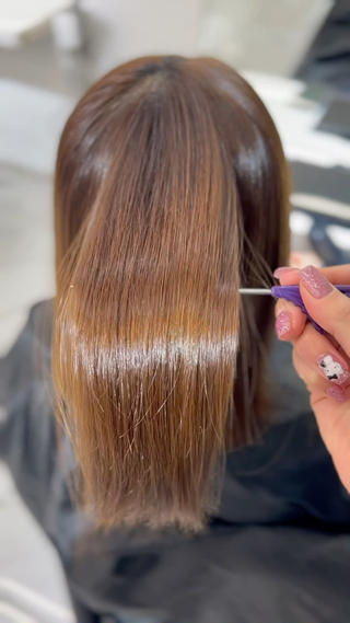 髪質改善ストレート

梅雨時に気になりがちな髪のうねりやパヤパヤを半永久的に抑えてくれるとってもオススメな髪質改善です！

朝のスタイリングがとっても楽になるので
ぜひ一度お任せください

他のメニューもご予約可能です☆
メニューでお悩みの方は一度ご相談ください♪
 