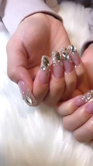ネイル NailSalon CREAのネイルデザイン