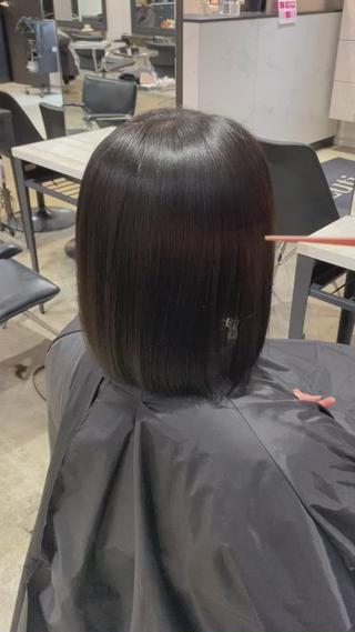 ただいま技術向上の為モデル募集しております
ブラシをメインに伸ばすことでツヤッと柔らかな質感で縮毛矯正かけられます
是非一度試して見てください!
お問い合わせなども受け付けております