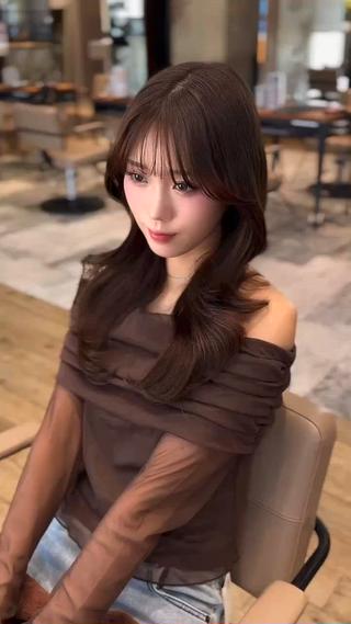 セミロング 新宿/レイヤー 顔周りカット溝手優太のヘアスタイル