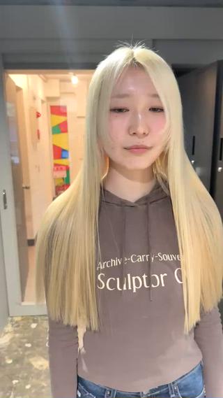 ロング カラー ハイトーン･髪質改善 MIOKAのヘアスタイル