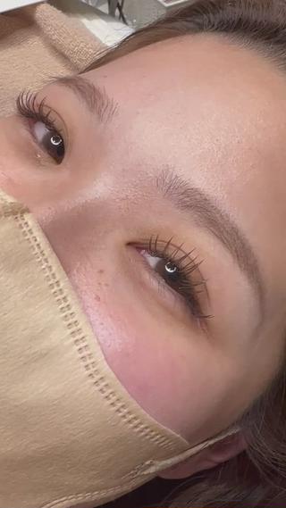 マツエク・マツパ REVE by figaro所属・福井 珠乃のヘアスタイル