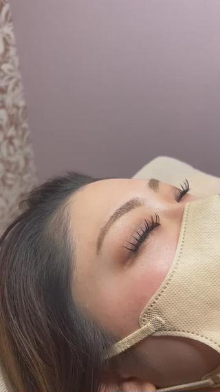 マツエク・マツパ REVE by figaro所属・福井 珠乃のヘアスタイル