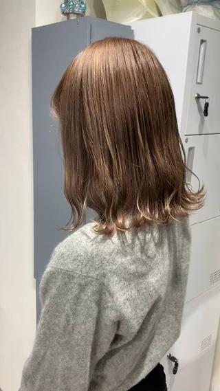 ミディアム 池袋/カラー特化🎨 ロング料金なし🩵のヘアスタイル
