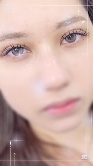 シングルラッシュ Dカール 120分オフ込み セクシーデザイン
存在感あるDカールで華やかなお目元に 