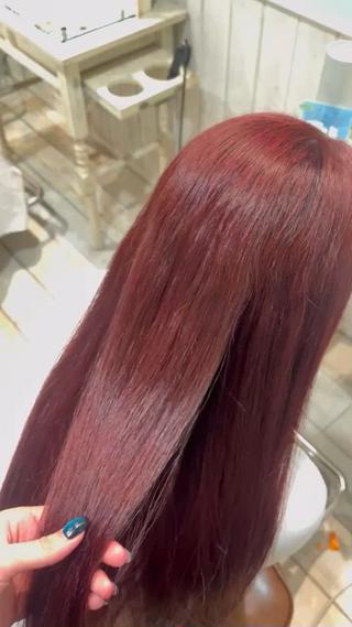 赤系のカラー大人気です
是非お任せ下さい 