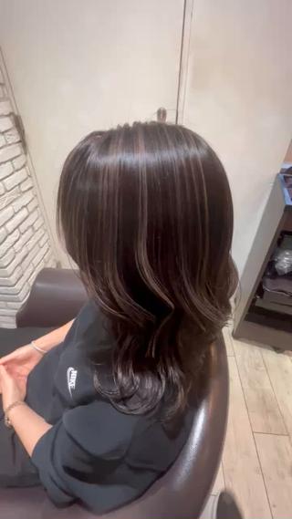 シルバーハイライト#髪質改善#レイヤーカット#ネオメテオ 