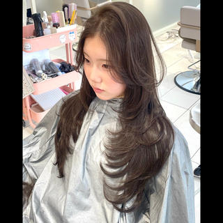 セミロング カラー momo もものヘアスタイル