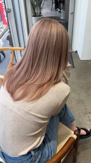 レイヤーカットメローミルクティーベージュ 