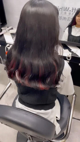 巻くとインナーが映えます 