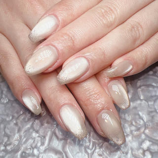 ネイル マグ🧲等なんでも ワンカラー5700円のネイルデザイン