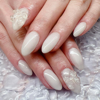 シアーホワイトのガラスネイル
めっちゃお上品にできました

下から浮き上がるシルバーミラー感がたまりません

ageha
Ricca 003MS
___________________________

※パーツ代は別途頂いております。 