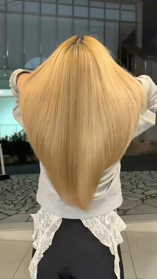 海外セレブ人気アメリカ産最新トリートメントが限定上陸！

癖毛も抑制してくれる活性化ケラチントリートメントです。※こちらのトリートメントは縮毛矯正ではございません。継続していただくとストレート効果も期待できます。
毛髪履歴は問わずご対応可能です 