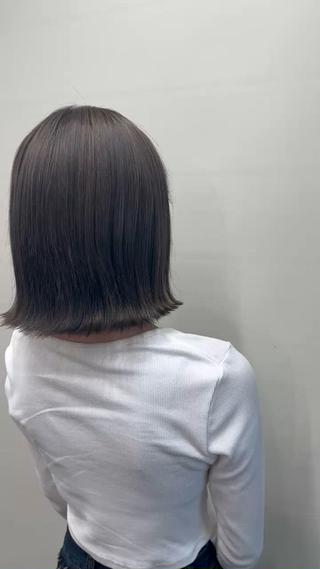 カラー 松井 咲樹のヘアスタイル