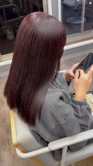 カラー 松井 咲樹のヘアスタイル