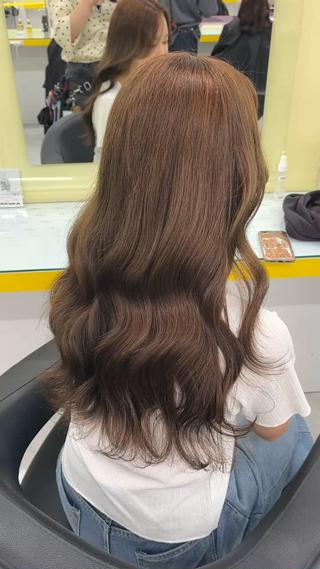 柔らかいベージュカラー♡♡ 