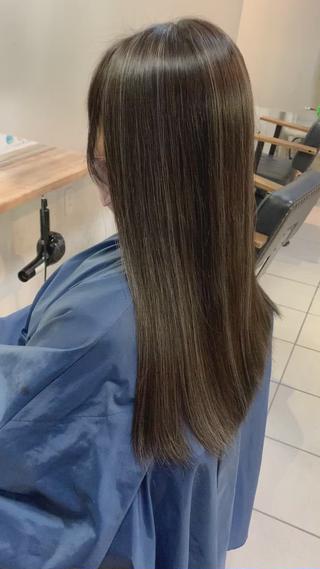 細めのハイライトは繊細さが素敵なんです 